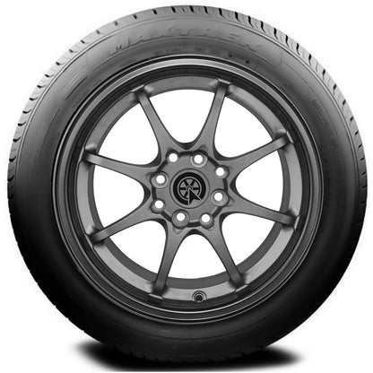 Llanta 175/70R14 84T Maxtrek Maximus M1