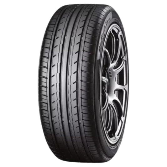 Llanta 195/60R17 90H Yokohama Bluearth-Fe Ae30D
